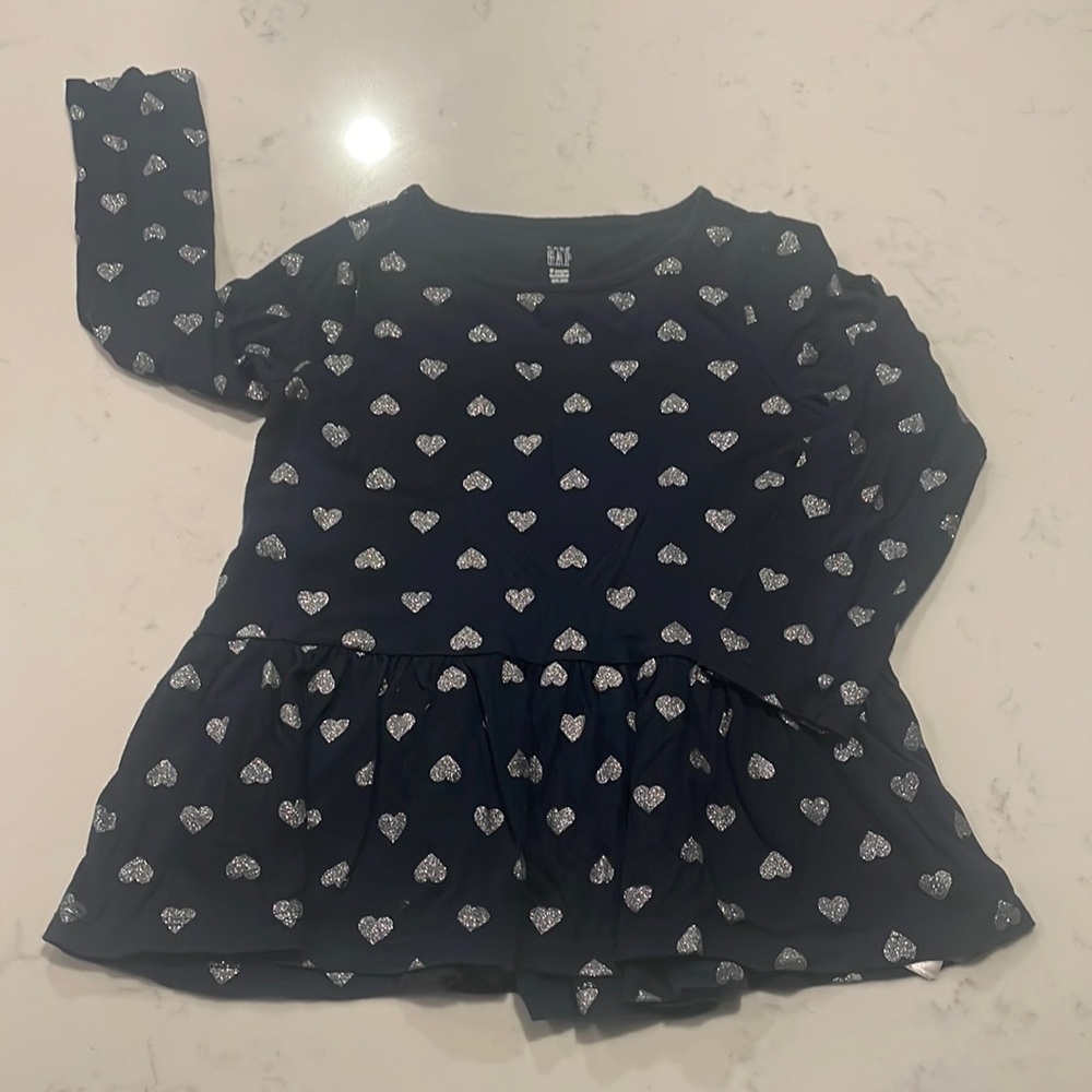 Girls Baby Gap Top - Sparkling hearts!